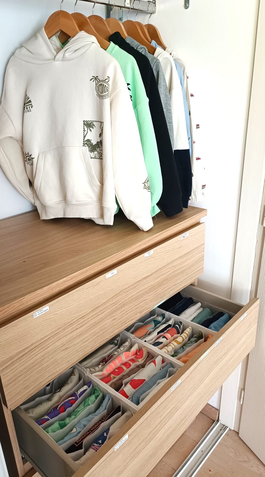 Commode d’enfant réorganisée